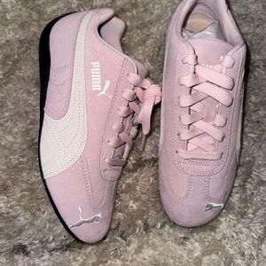 Puma Women's Soft Pink Sneakers